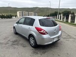 Nissan Tiida-4