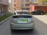 Toyota Prius-2