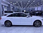 Audi A6-4