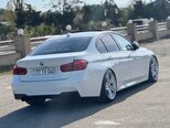 BMW 320d-13
