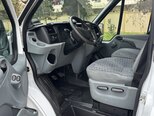Ford Transit-17