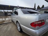 Mercedes E 320-11