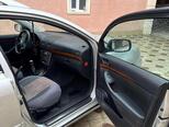 Toyota Avensis-8