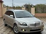 Toyota Avensis-1