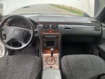 Mercedes E 270-5