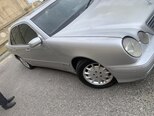 Mercedes E 270-16