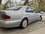 Mercedes E 270-17