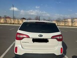 Kia Sorento-6