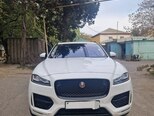 Jaguar F-Pace R-1