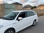 Toyota Corolla Fielder-3
