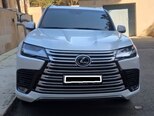 Lexus LX 500d-1