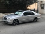 Mercedes E 320-1
