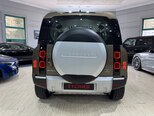 Land Rover Defender-4