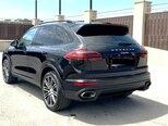 Porsche Cayenne-10