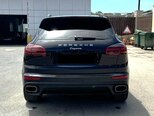 Porsche Cayenne-13