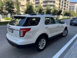 Ford Explorer-3