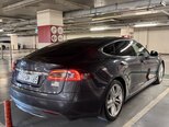 Tesla Model S-2