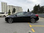 Kia Cerato-5