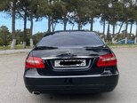Mercedes E 200-11