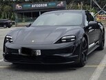 Porsche Taycan 4S-6