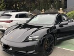 Porsche Taycan 4S-1