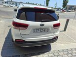 Kia Sorento-7