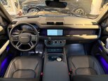 Land Rover Defender-9
