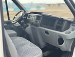 Ford Transit-11