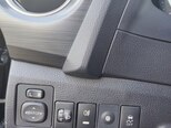 Toyota Auris-15