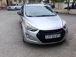 Hyundai Elantra-2