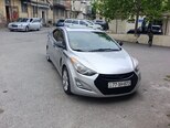 Hyundai Elantra-3