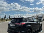 Toyota RAV4-8