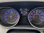 Hyundai Elantra-11