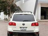 Volkswagen Touareg-12