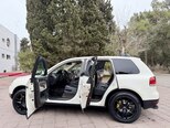 Volkswagen Touareg-16