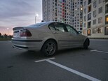 BMW 320-2
