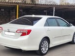 Toyota Camry-7
