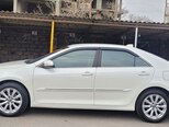 Toyota Camry-11