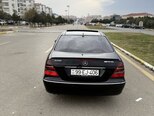 Mercedes E 220-2