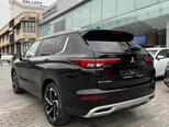 Mitsubishi Outlander-4