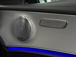 Mercedes E 200-13