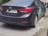 Hyundai Elantra-4