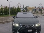 Lexus ES 300h-15