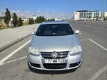 Volkswagen Jetta-1