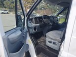 Ford Transit-11