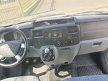 Ford Transit-13