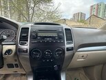 Toyota Land Cruiser Prado-4