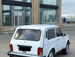 LADA (VAZ) Niva-8