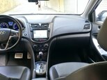 Hyundai Accent-7