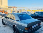 Mercedes 190-5